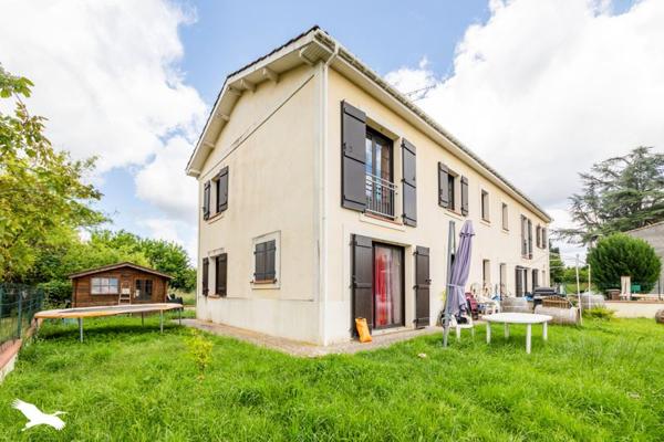 Maison à vendre |  Saint-Hilaire-de-Lusignan |  5 pièces | 104 m²