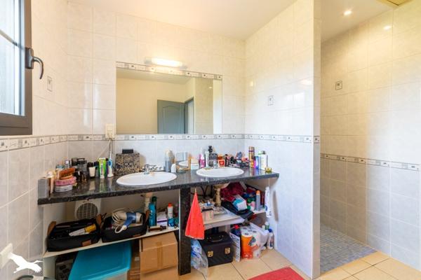 Maison à vendre |  Saint-Hilaire-de-Lusignan |  5 pièces | 104 m²