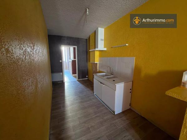 Location Appartement 3 pièces 70 m2 à Lavelanet