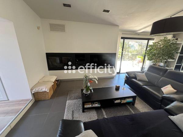 Maison 7 pièces - 180 m²