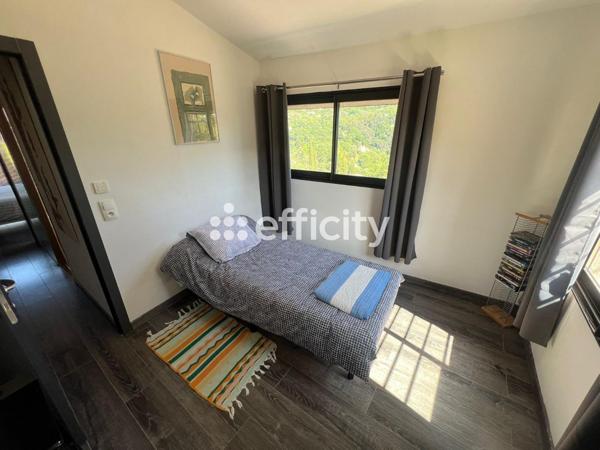 Maison 7 pièces - 180 m²