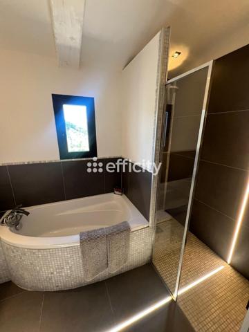 Maison 7 pièces - 180 m²