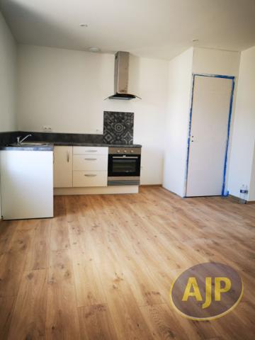 Location appartement Segre : 577 € - AJP Immobilier Segré