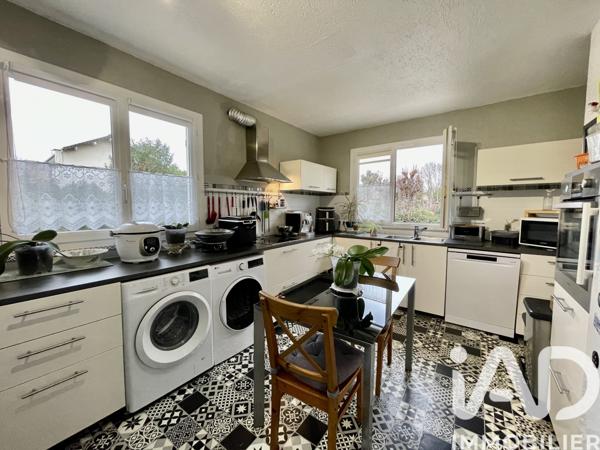 Maison à vendre 7 pièces 228 m² Saint-Fargeau-Ponthierry