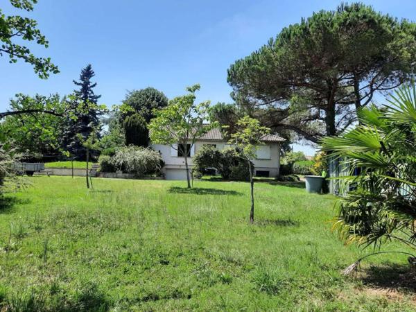 Maison à LE PASSAGE, 47520 - 5 pièces 167m²