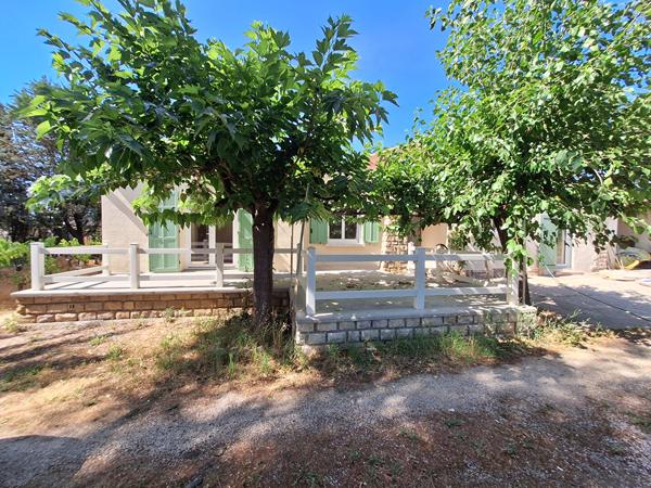 Maison  de plain pied à vendre à Éguilles