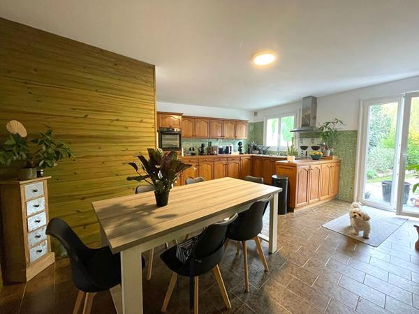 A LOUER - AVENUE PASTEUR MAISON NON MEUBLEE DISPO A PARTIR DU 1er JANVIER 2026