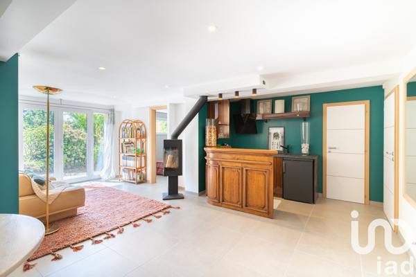 Maison à vendre 9 pièces 234 m² Annecy-le-Vieux