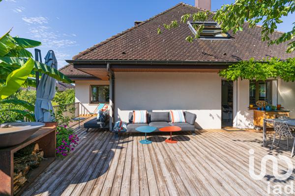 Maison à vendre 9 pièces 234 m² Annecy-le-Vieux