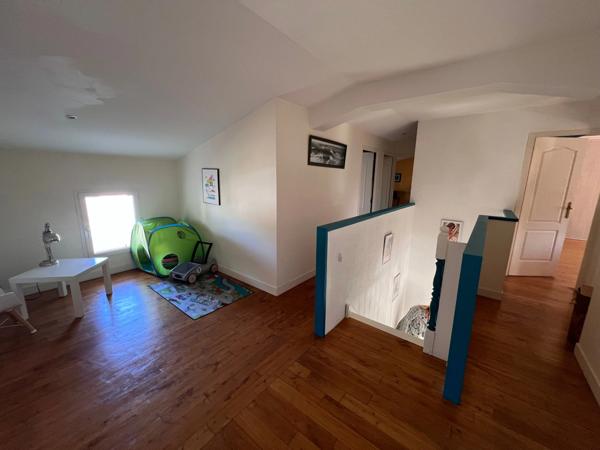 Maison à vendre 7 pièces MESCHERS SUR GIRONDE (17)