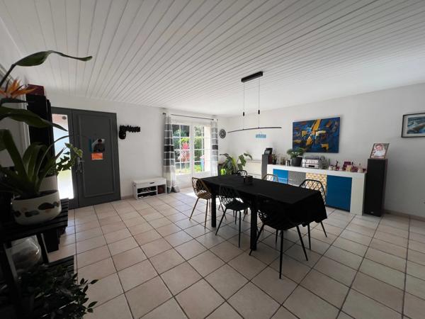Maison à vendre 7 pièces MESCHERS SUR GIRONDE (17)