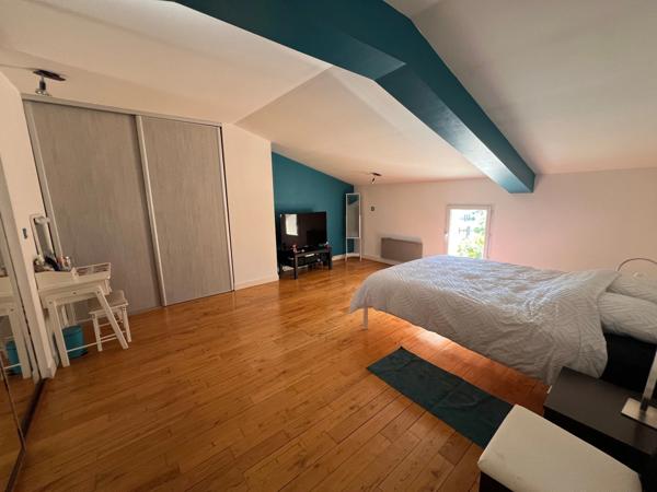 Maison à vendre 7 pièces MESCHERS SUR GIRONDE (17)