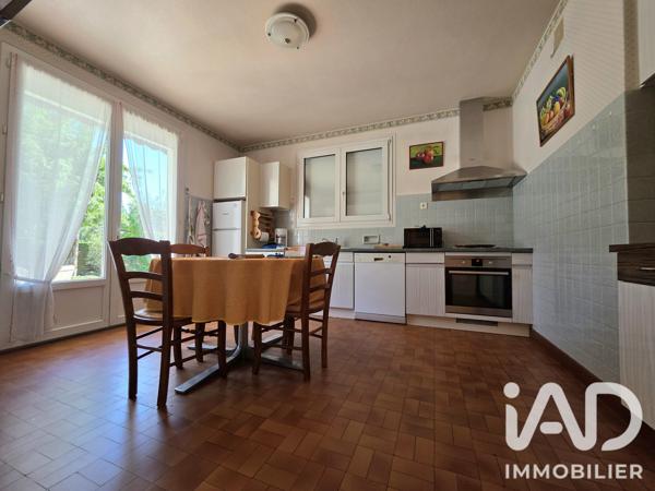 Maison à vendre 6 pièces 151 m² Saint-Laurent-les-Tours