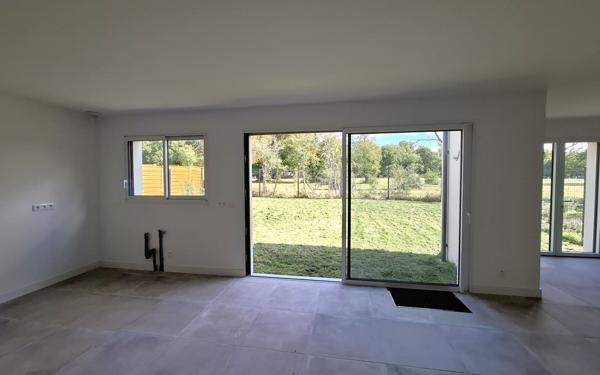 Maison à vendre    4 pièces •  Semussac