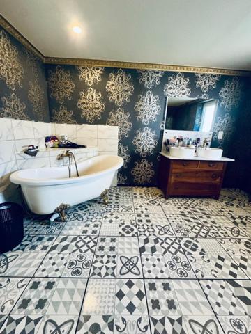 Maison semi mitoyenne de village