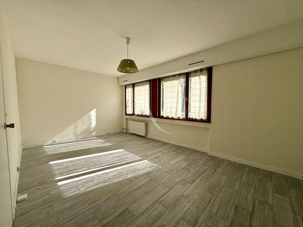 VILLEMOMBLE, Studio de 27,6 m2