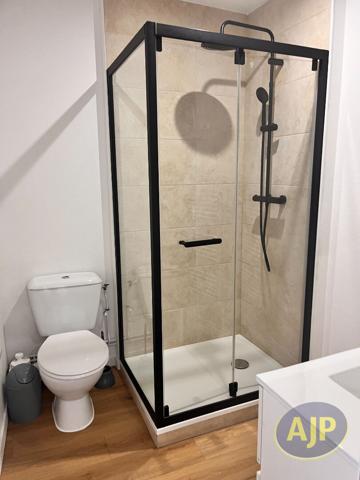 Appartement à louer Saintes : 2 pièces, 41m² avec 1 chambre(s) à 530€ - AJP Immobilier Saintes