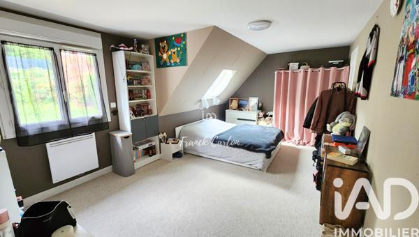 Maison à vendre 6 pièces 140 m² Saint-Arnoult-en-Yvelines