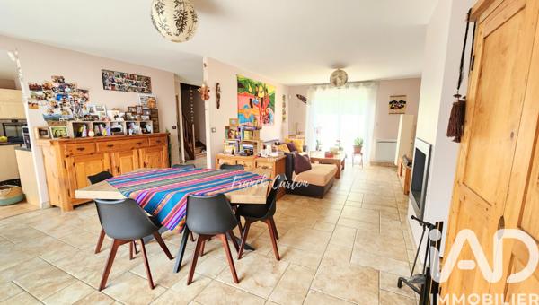 Maison à vendre 6 pièces 140 m² Saint-Arnoult-en-Yvelines