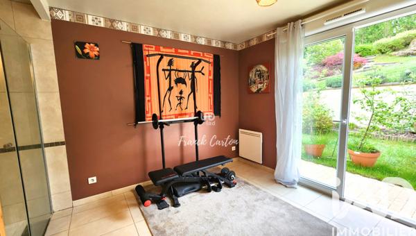 Maison à vendre 6 pièces 140 m² Saint-Arnoult-en-Yvelines