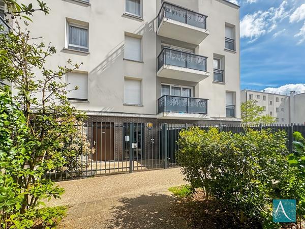 Appartement Arpajon 2 pièce(s) 40.86 m2 - 10 min à pied de la gare