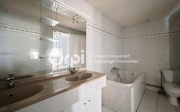 Maison à vendre    5 pièces • 156,19 m2 Feissons-sur-Isère