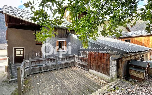 Maison à vendre    5 pièces • 156,19 m2 Feissons-sur-Isère