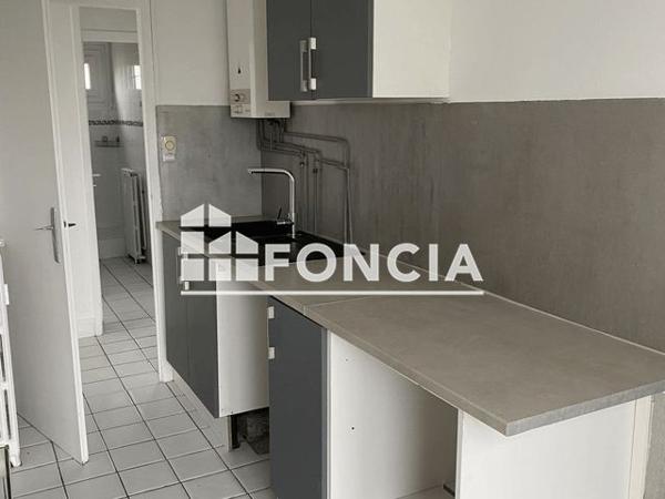 Location Appartement 2 pièces 44.55 m² - 106 AVENUE DU GENERAL LECLERC Dreux 28100