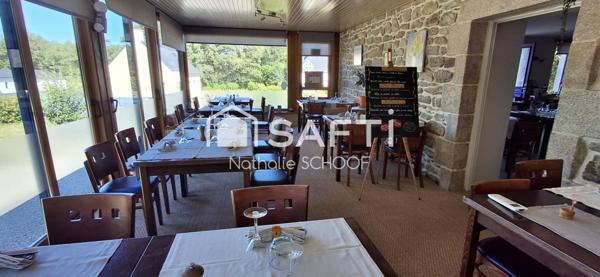 Ensemble immobilier avec restaurant et logement sur un superbe parc arboré