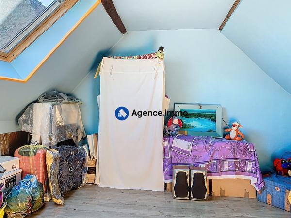 À vendre - Maison mitoyenne 1 côté, 5 pièces située à Souvigné (37330)
