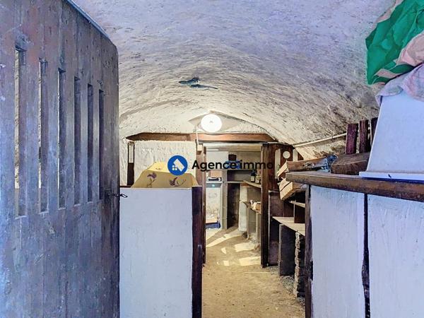 À vendre - Maison mitoyenne 1 côté, 5 pièces située à Souvigné (37330)