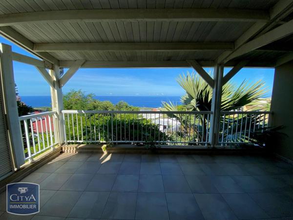 Appartement à louer 4 pièces 84m²