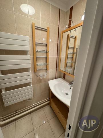 Location appartement Paris 12eme : 2 826 € - AJP Immobilière Passy Paris 16