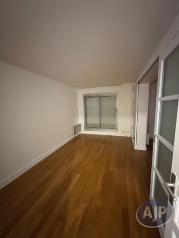 Location appartement Paris 12eme : 2 826 € - AJP Immobilière Passy Paris 16