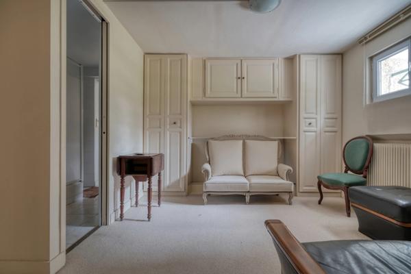 Maison à vendre 8 pièces SAINT LAMBERT DES BOIS (78)