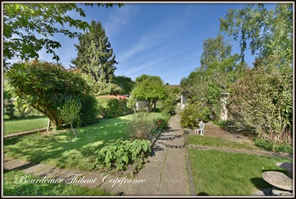 Maison à vendre Longpont-sur-Orge – Maison individuelle de 149 m² avec vie de plain-pied, dépendance, sous-sol et jardin