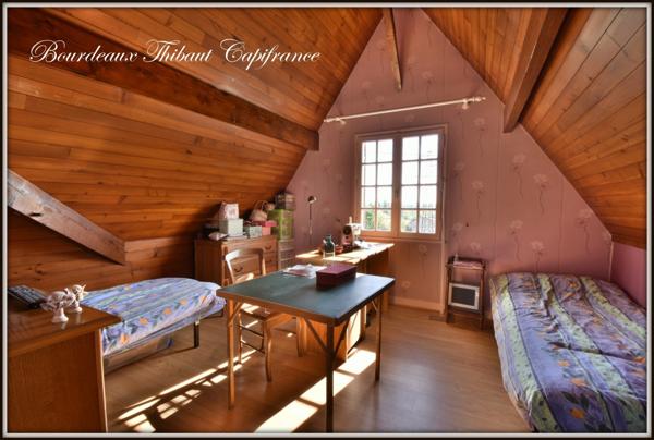 Maison à vendre Longpont-sur-Orge – Maison individuelle de 149 m² avec vie de plain-pied, dépendance, sous-sol et jardin