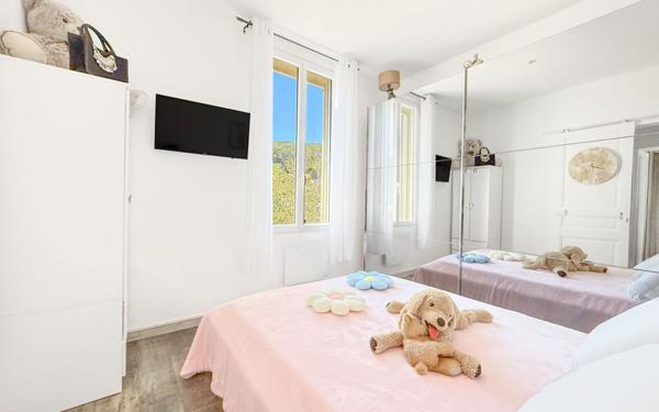 Maison à vendre    4 pièces • 90 m2 Blausasc