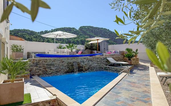 Maison à vendre    4 pièces • 90 m2 Blausasc