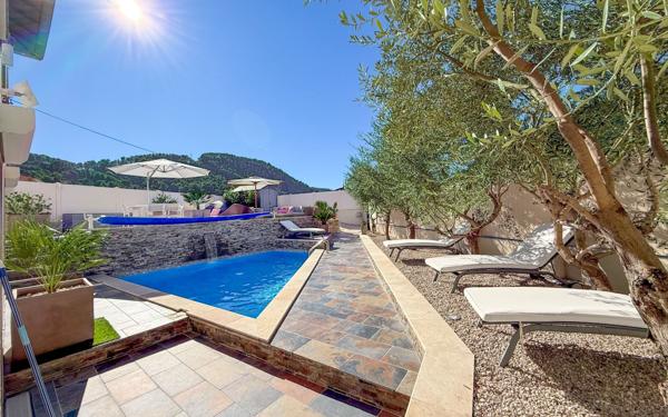 Maison à vendre    4 pièces • 90 m2 Blausasc