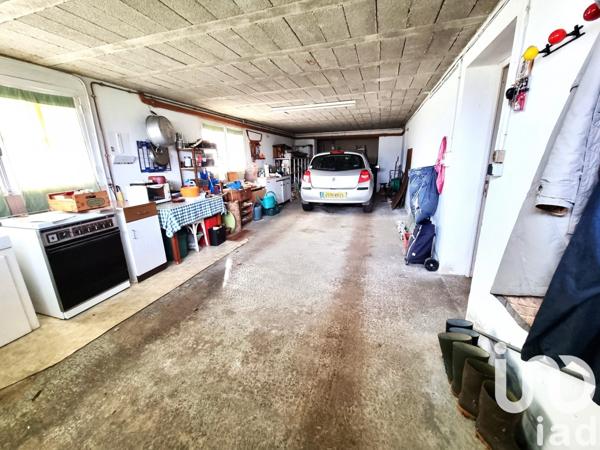 Maison 5 pièces de 120 m² à Creysse (24100)