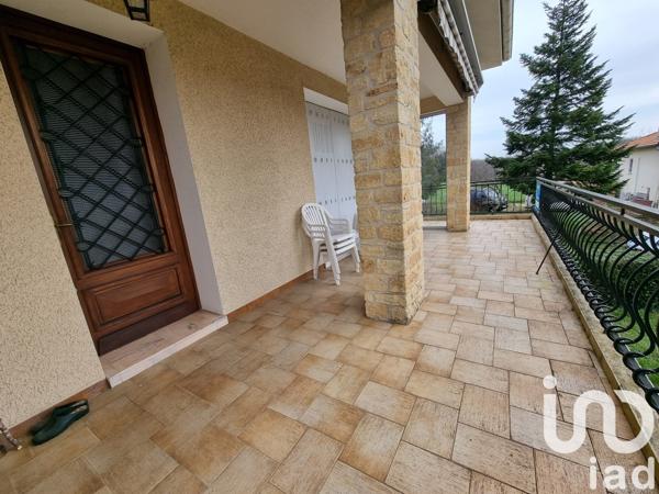 Maison 5 pièces de 120 m² à Creysse (24100)
