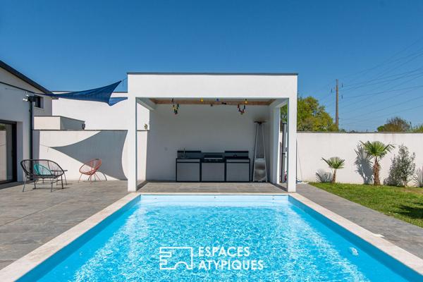 Maison Contemporaine Lumineuse et sa piscine