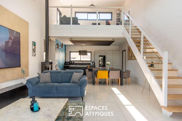 Maison Contemporaine Lumineuse et sa piscine