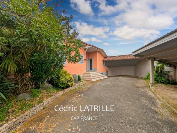 Maison à vendre 6 pièces ORLEIX (65)