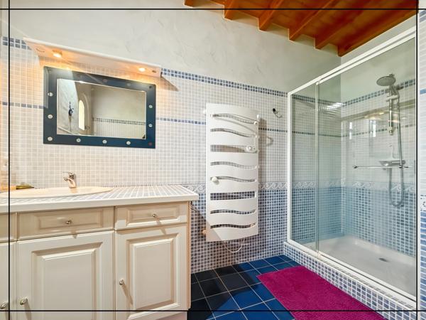 Maison de caractère 150 m² - 3 chambres - Jardin avec sous-sol intégral