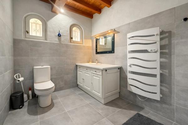 Maison de caractère 150 m² - 3 chambres - Jardin avec sous-sol intégral