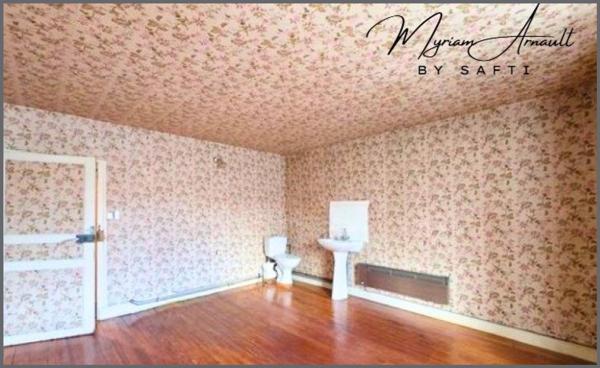 MAISON EN PIERRE DE 121 M2 TERRAIN CLOS AVEC DÉPENDANCES