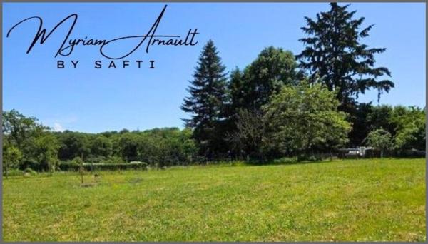 MAISON EN PIERRE DE 121 M2 TERRAIN CLOS AVEC DÉPENDANCES