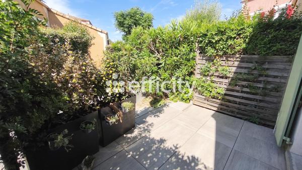 Maison
         2 pièces
        - 26 m² Exclusivité 93 000 € *
